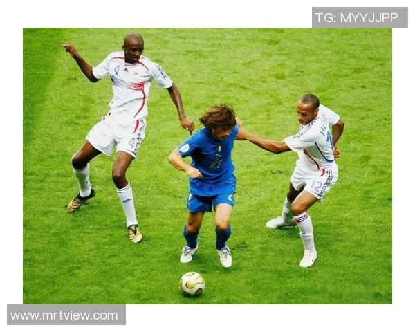 44码足球明星的传奇故事与他们的辉煌成就解析