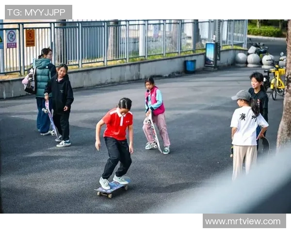 滑板人生的轨迹与梦想周敏专访回顾她的滑板历程与成长故事